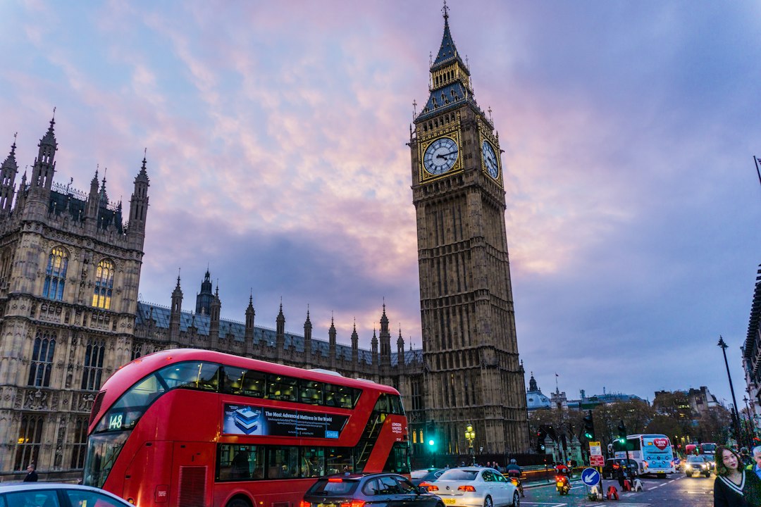 UK Sponsor Licence Check: Verify an Employer Before Accepting an Offer